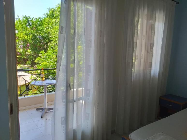 Altina Sea View Apartments ヴァシリキ エクステリア 写真