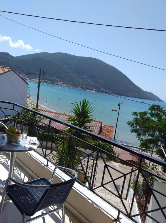 Altina Sea View Apartments ヴァシリキ エクステリア 写真